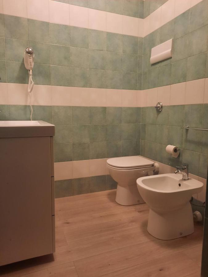 Casa Leonardo Airport Hotel Azzano San Paolo Екстериор снимка